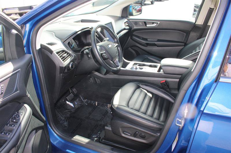 Used 2024 Ford Edge SEL AWD/4WD image 11