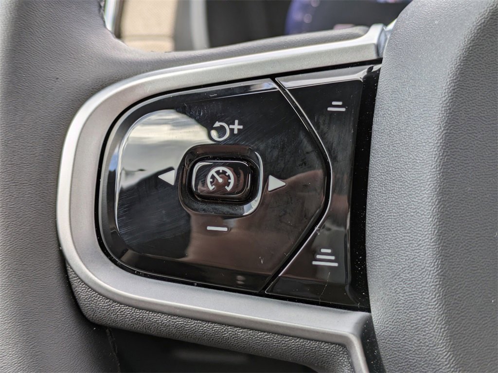 Certified 2026 Volvo XC90 B6 Plus w/ Protection Package Premier image 36