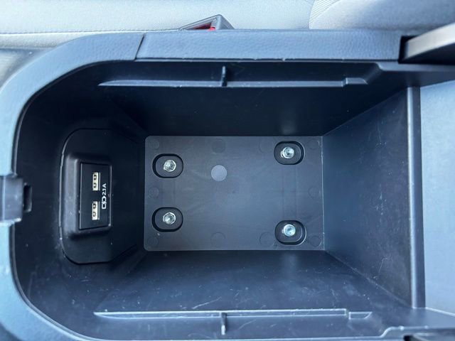 Used 2021 Toyota RAV4 XLE w/ Convenience Package image 18