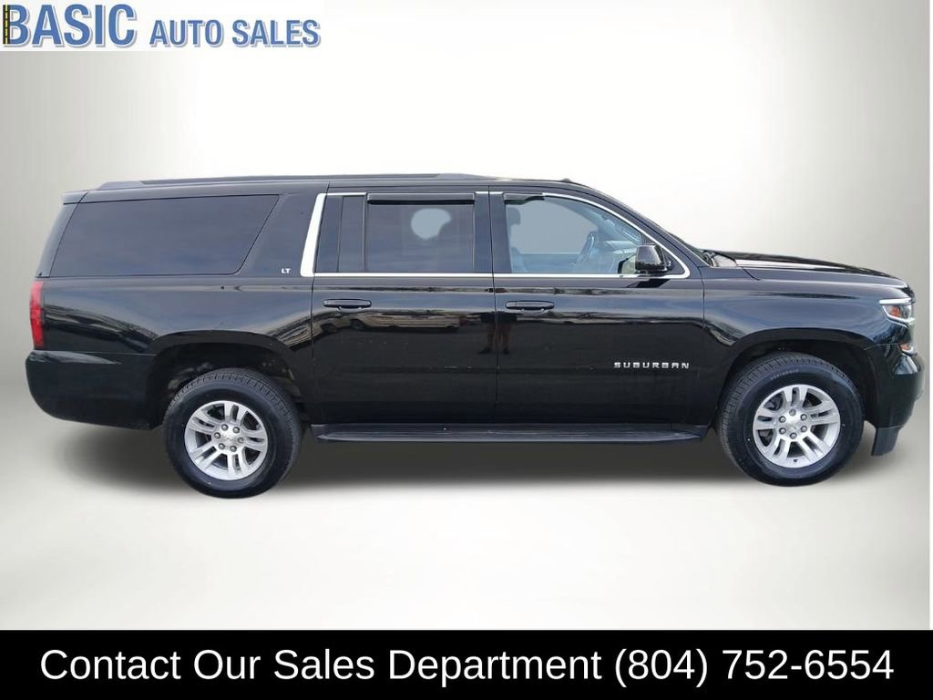 Used 2018 Chevrolet Suburban LT image 6