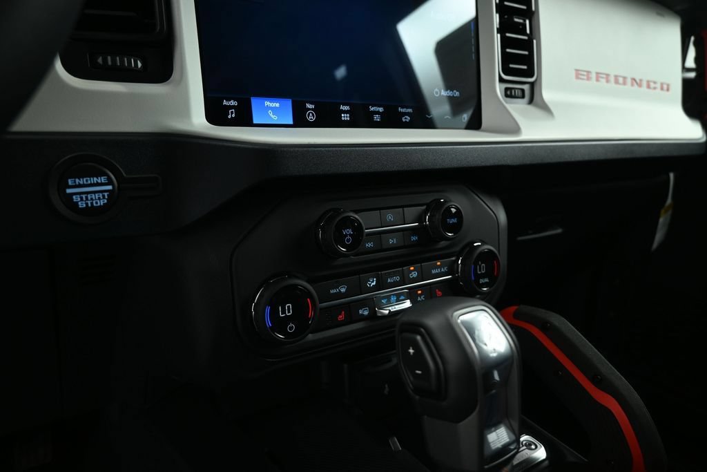 New 2026 Ford Bronco Heritage Edition AWD/4WD image 12