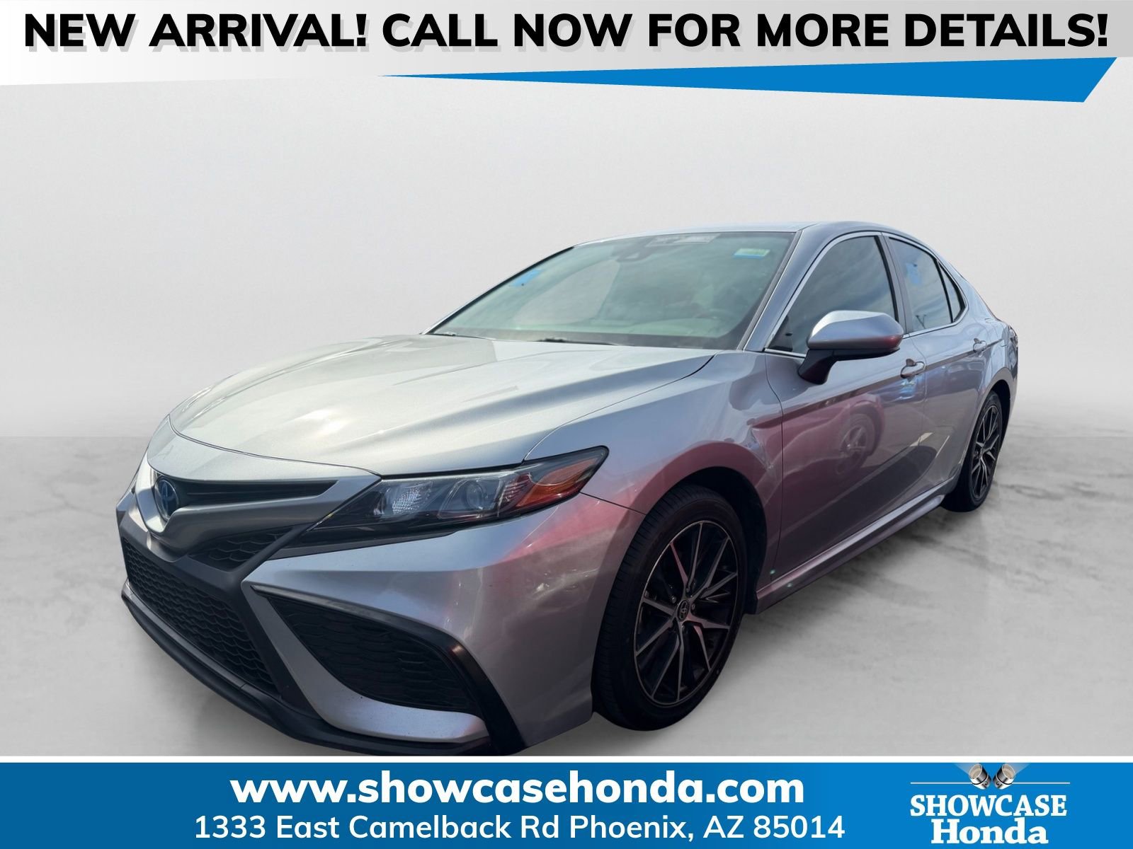Used 2021 Toyota Camry SE w/ Carpet Mat Package (TMS) FWD image 1