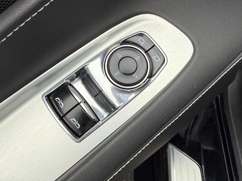 Used 2023 Chevrolet Corvette Stingray Coupe w/ Z51 Performance Package image 14