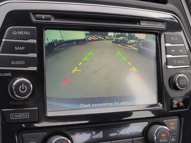 Used 2016 Nissan Maxima SR w/ Midnight Edition FWD image 17