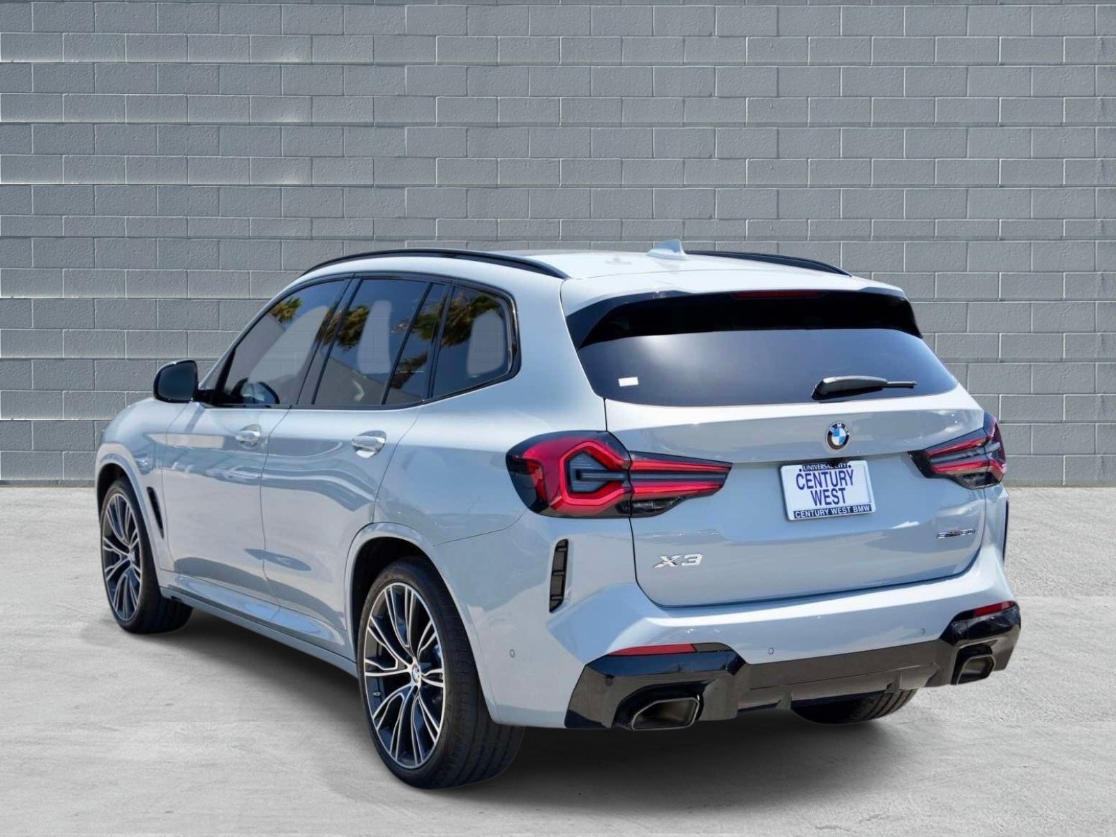 Certified 2023 BMW X3 sDrive30i w/ M Sport Package RWD image 3