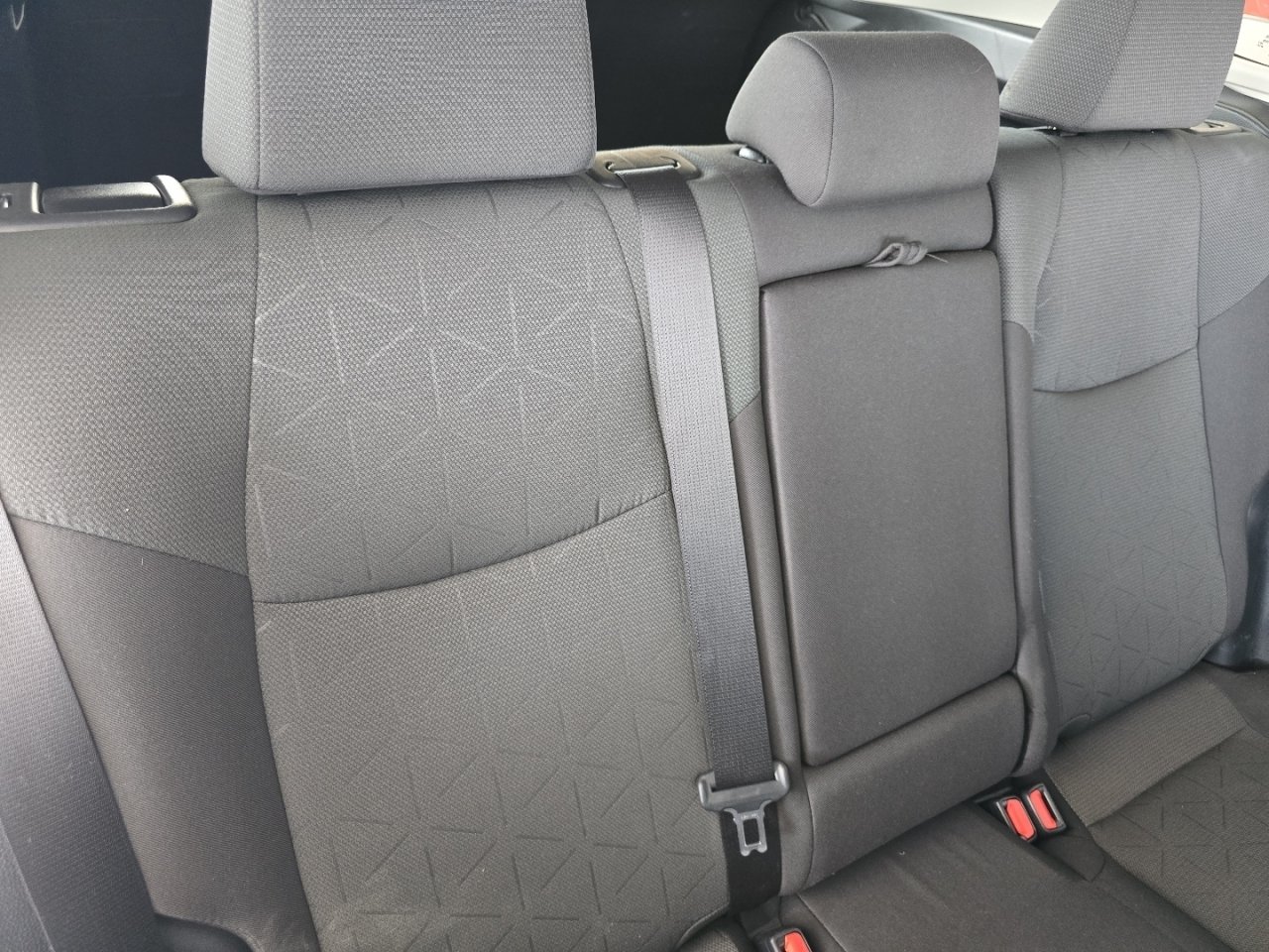 Used 2024 Toyota RAV4 XLE AWD/4WD image 19