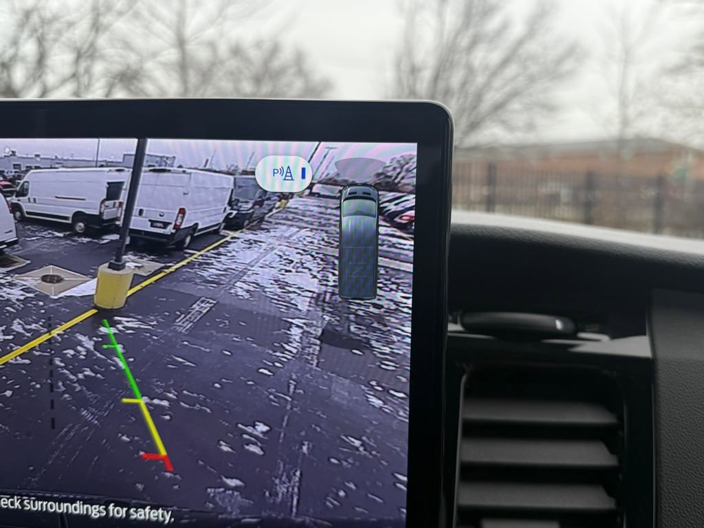 Used 2023 Ford Transit 350 XLT image 19