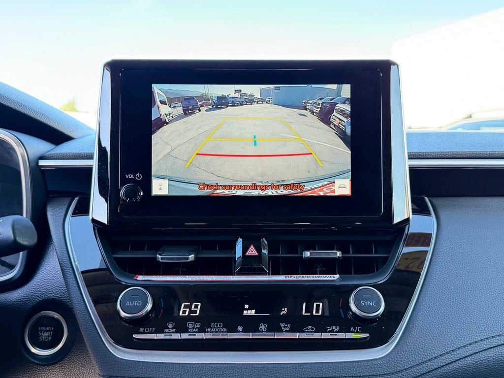 Certified 2023 Toyota Corolla Cross XLE image 24