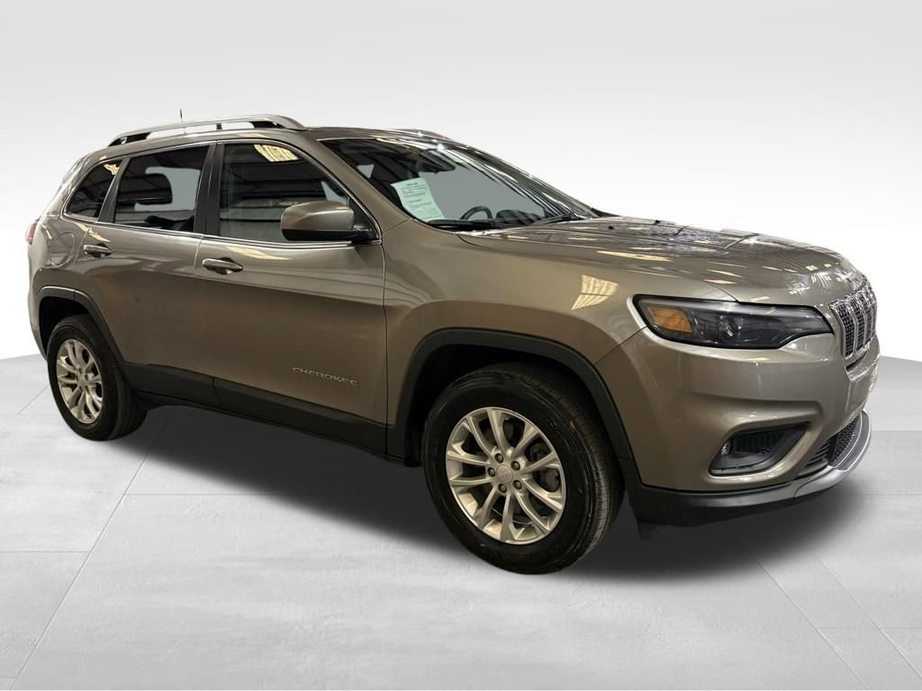 Used 2019 Jeep Cherokee Latitude w/ Popular Appearance Group image 7