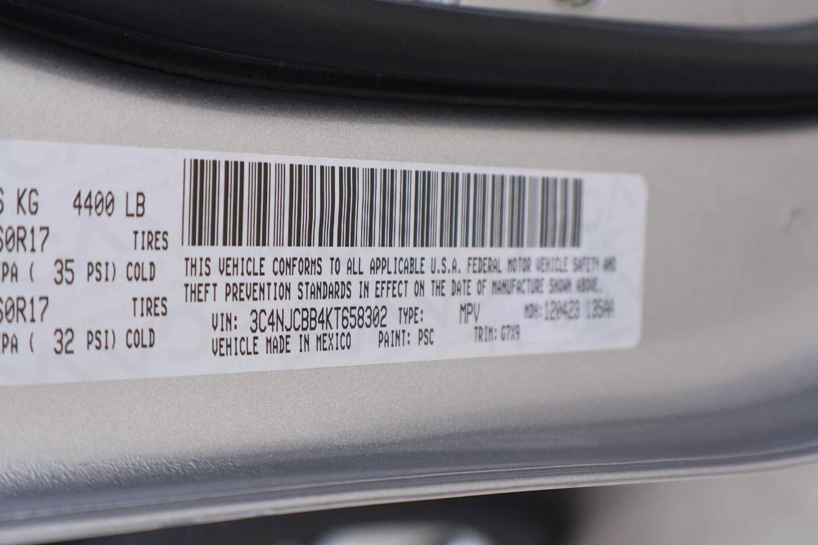 Used 2019 Jeep Compass Latitude w/ Popular Equipment Group FWD image 21