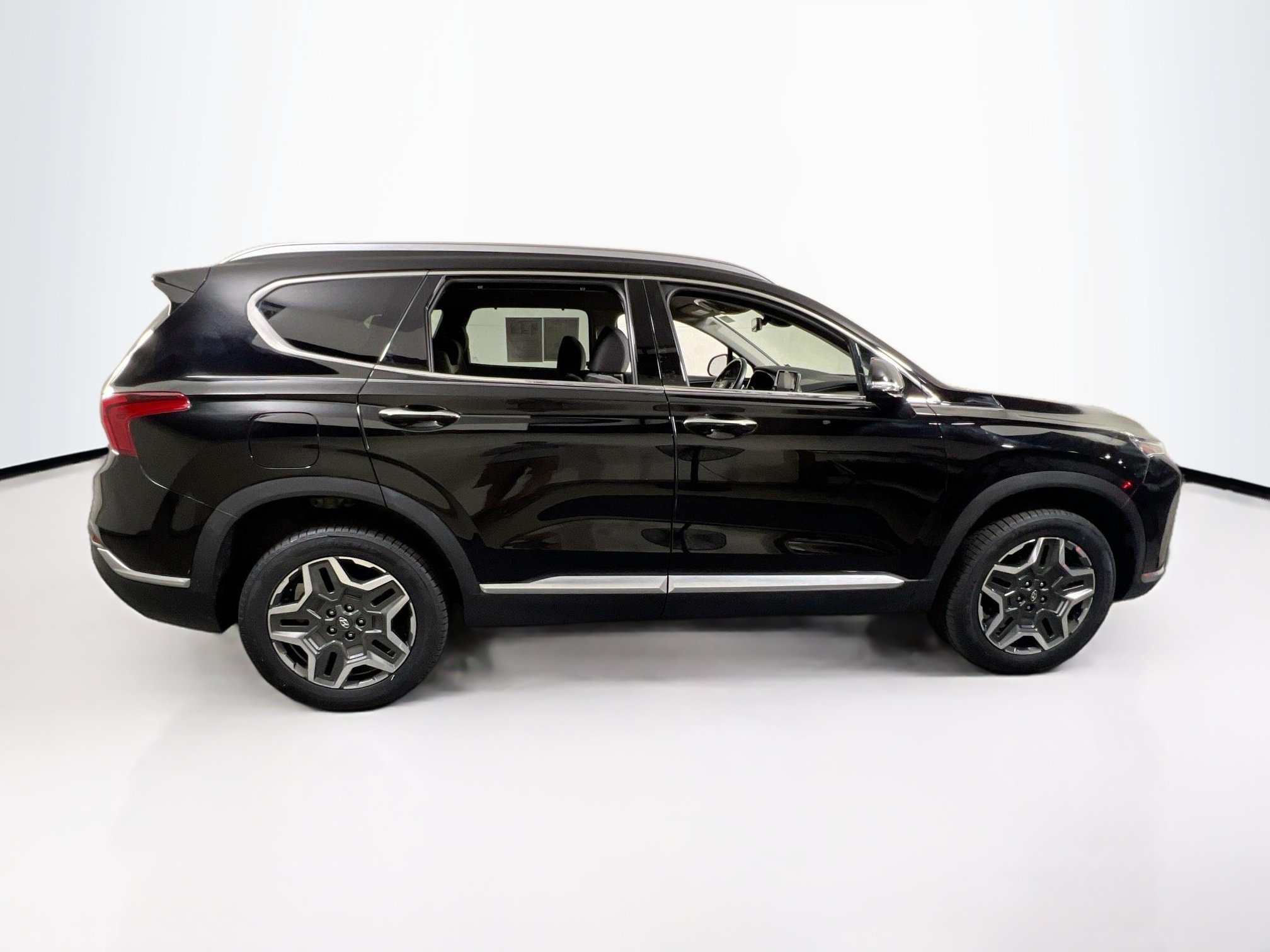 Used 2022 Hyundai Santa Fe SEL Convenience AWD/4WD image 4