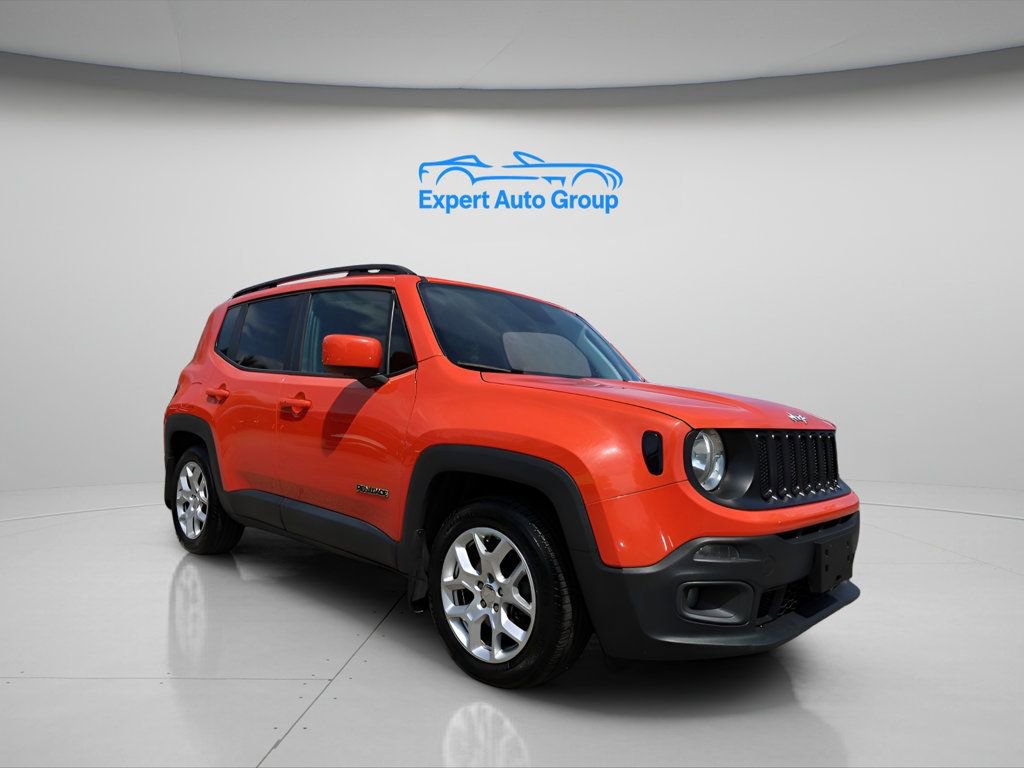 Used 2018 Jeep Renegade Latitude FWD image 5