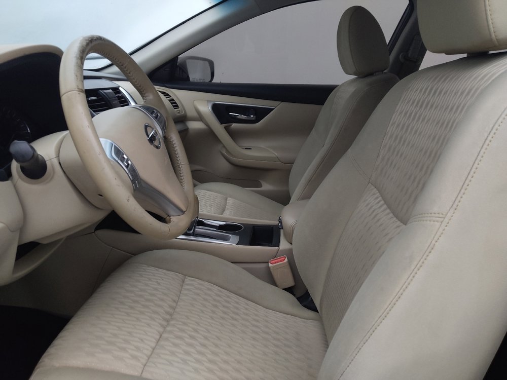 Used 2017 Nissan Altima 2.5 SV image 17