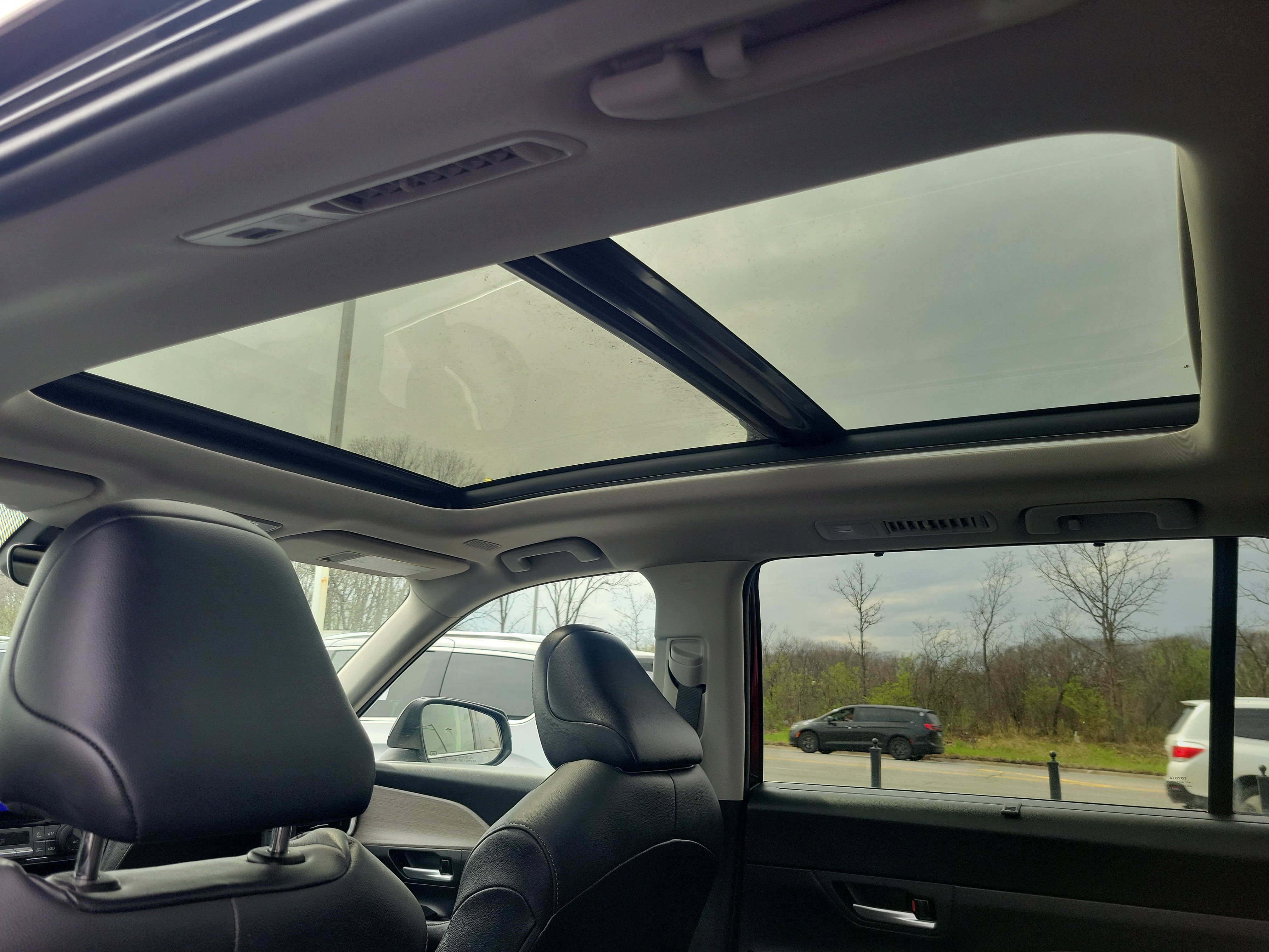 Certified 2024 Toyota Grand Highlander Limited image 14