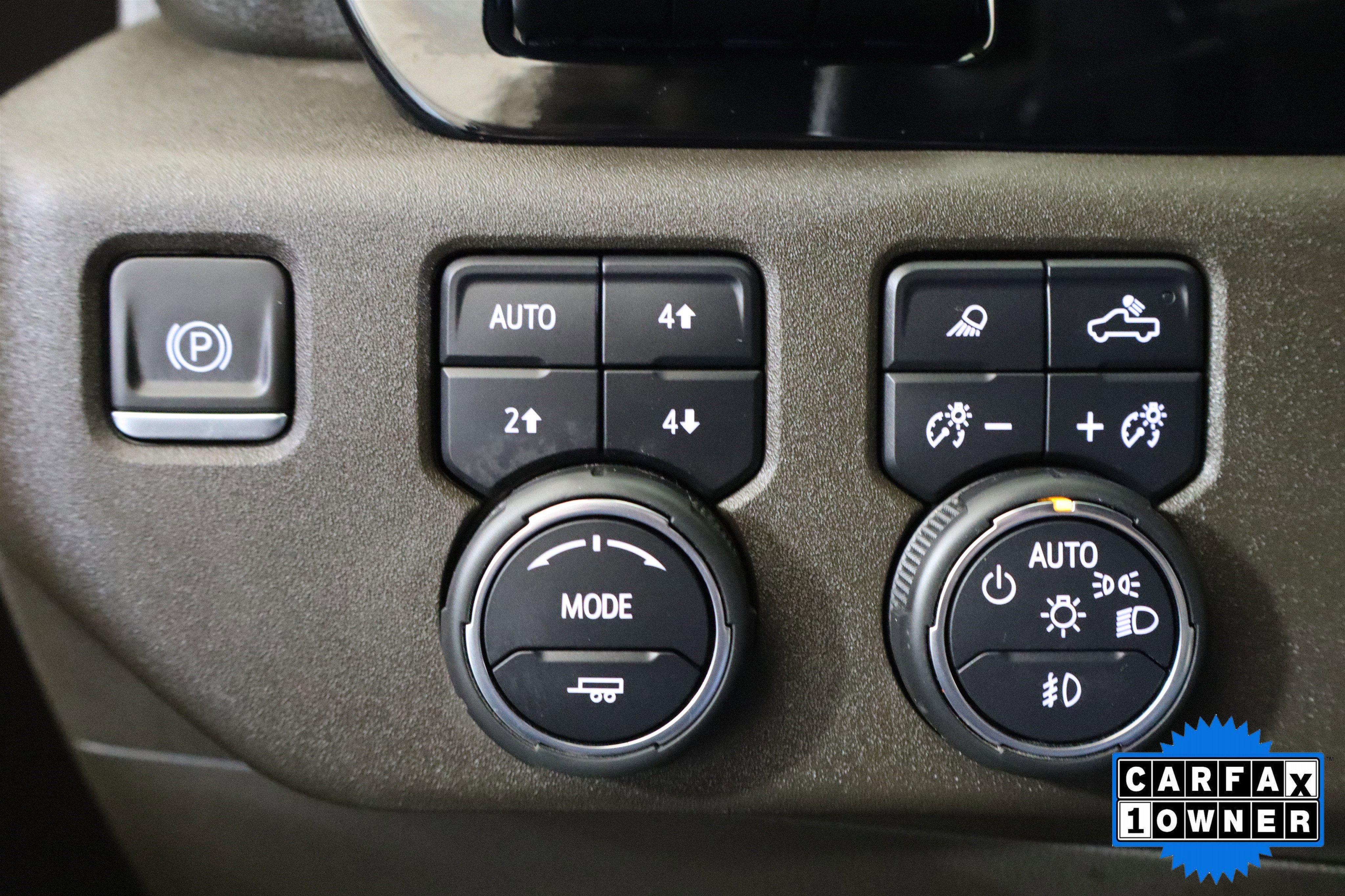 Certified 2024 Chevrolet Silverado 1500 LTZ image 34