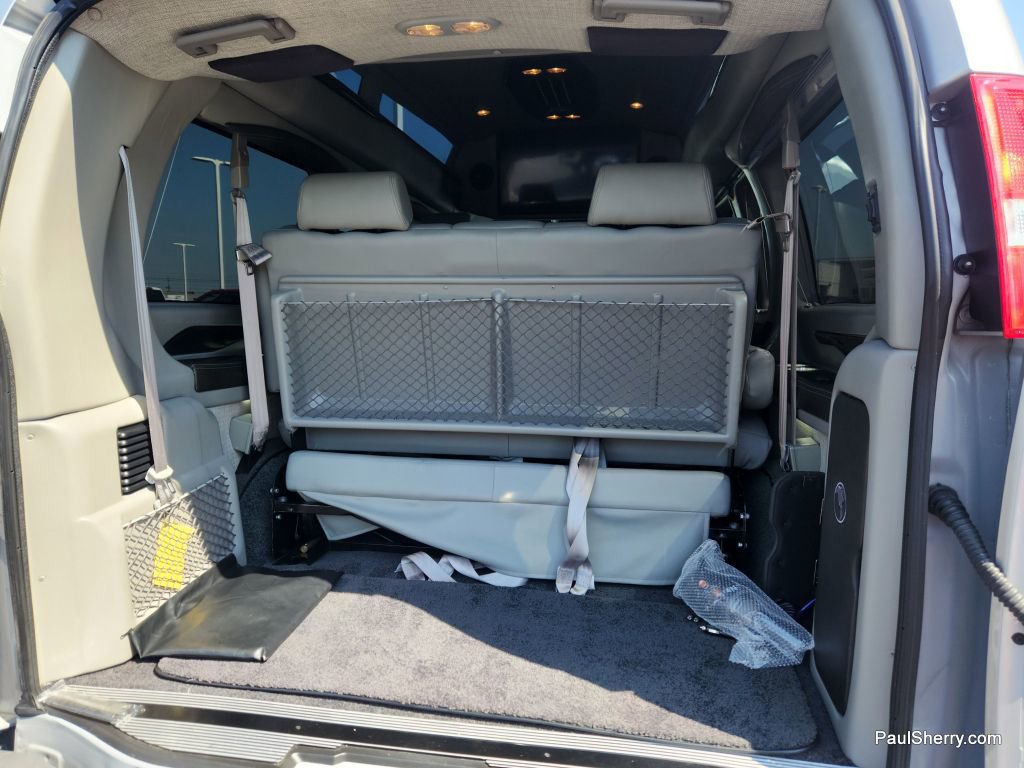 Used 2021 Chevrolet Express 2500 LS w/ Enhanced Convenience Package image 26