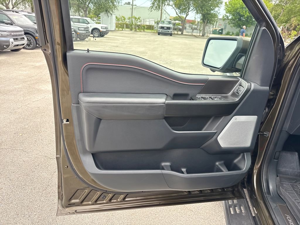 Used 2025 Ford F150 Raptor AWD/4WD image 14
