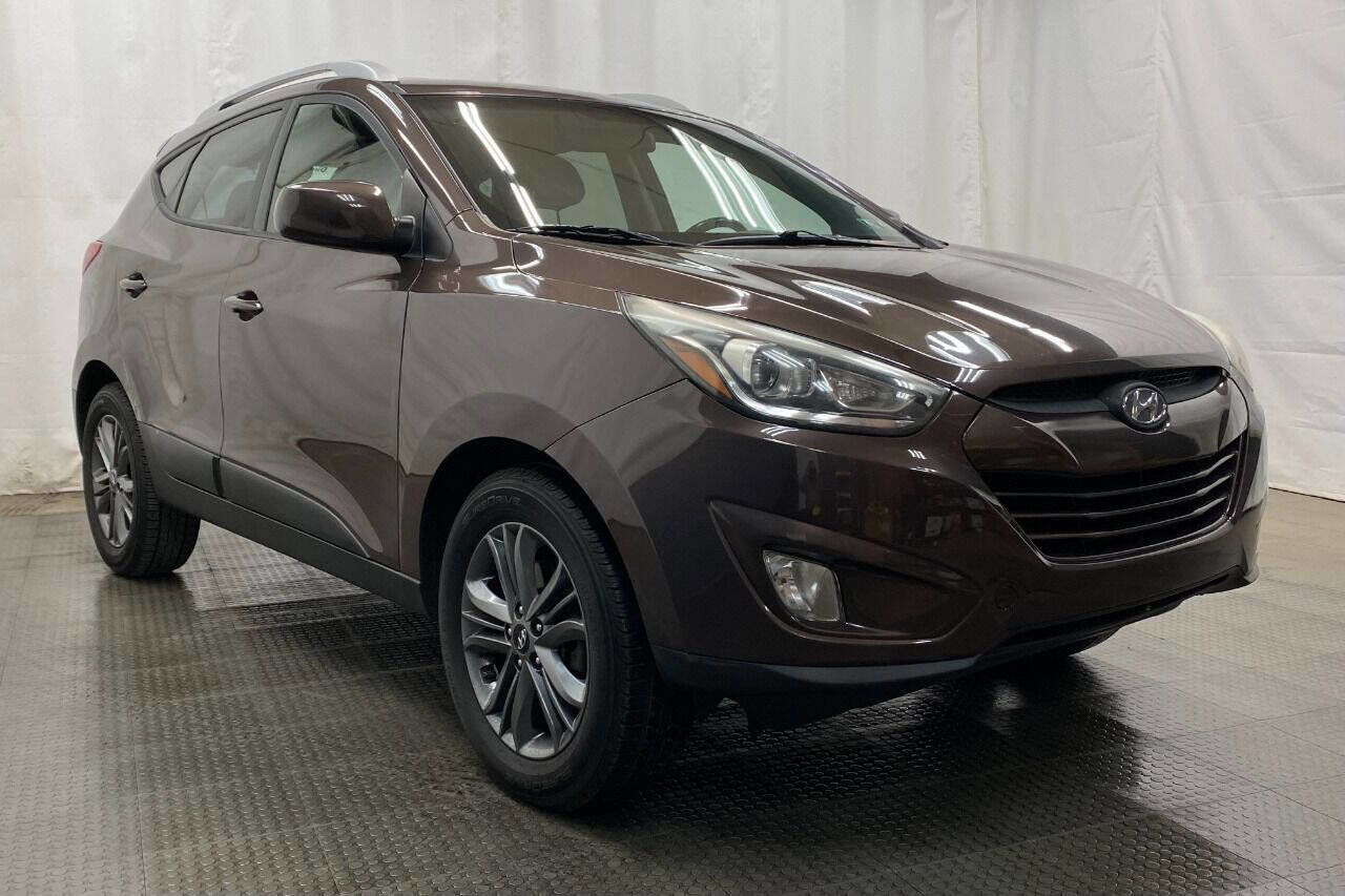 Used 2014 Hyundai Tucson SE image 1