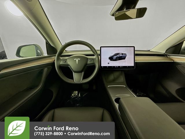 Used 2025 Tesla Model Y Long Range AWD/4WD image 23