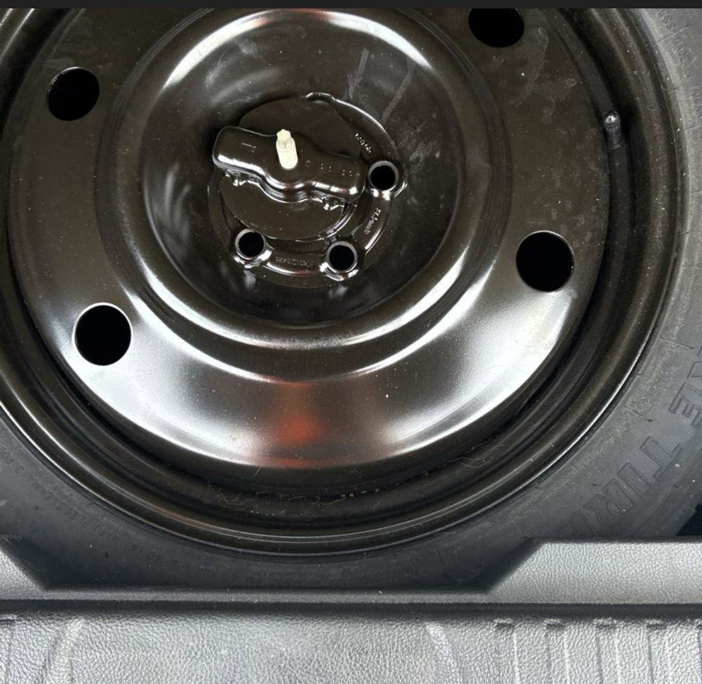 Used 2017 Ford Edge Sport w/ Equipment Group 401A image 12