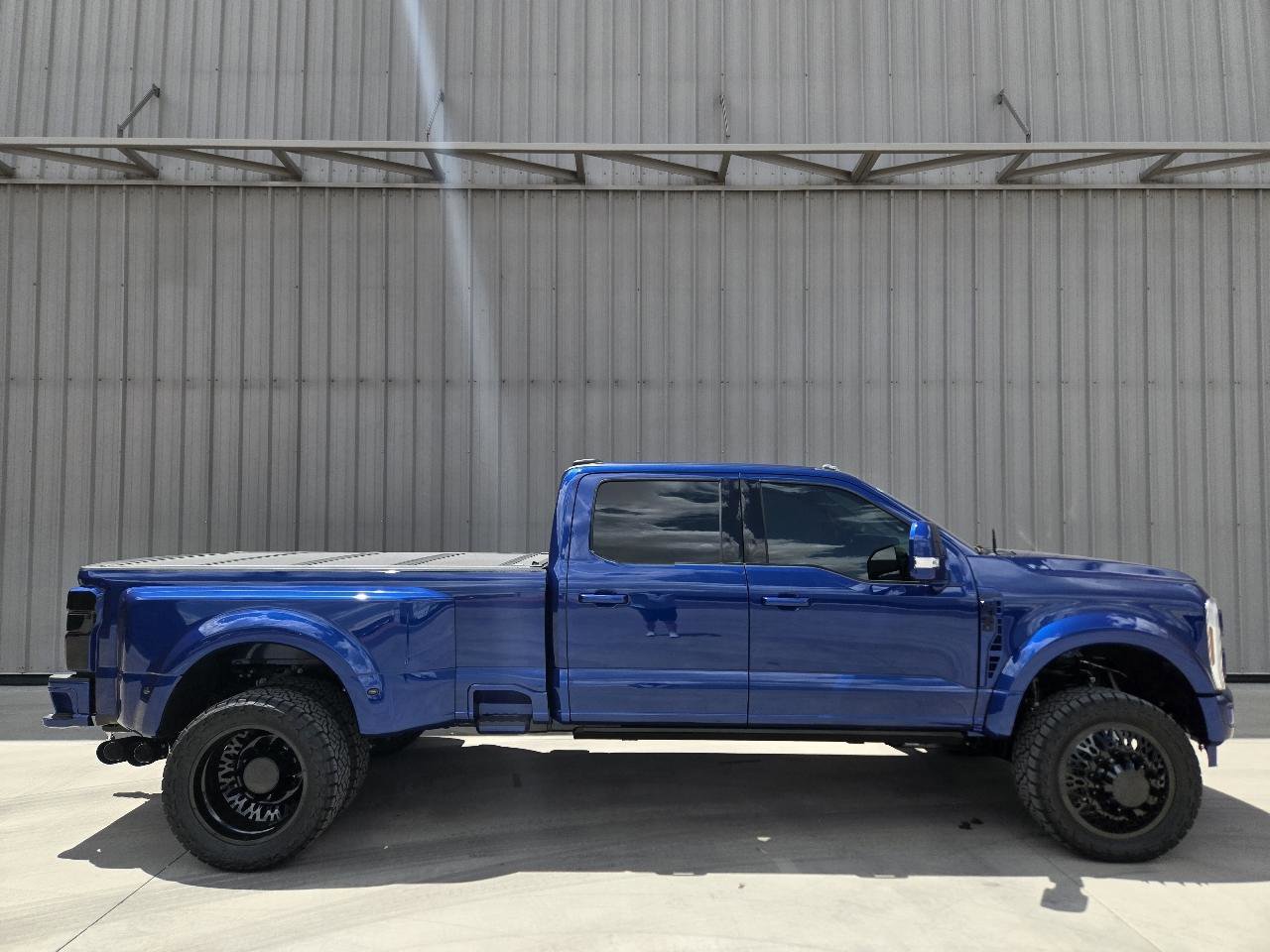 Used 2026 Ford F450 Platinum w/ Platinum Plus Package AWD/4WD image 3