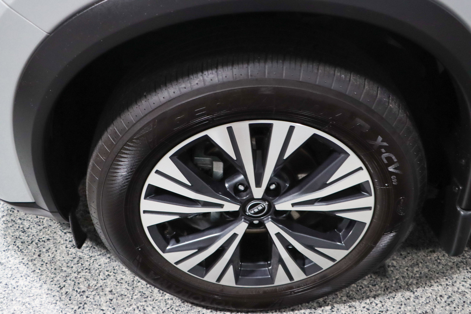Used 2022 Nissan Rogue SV w/ SV Premium Package FWD image 11