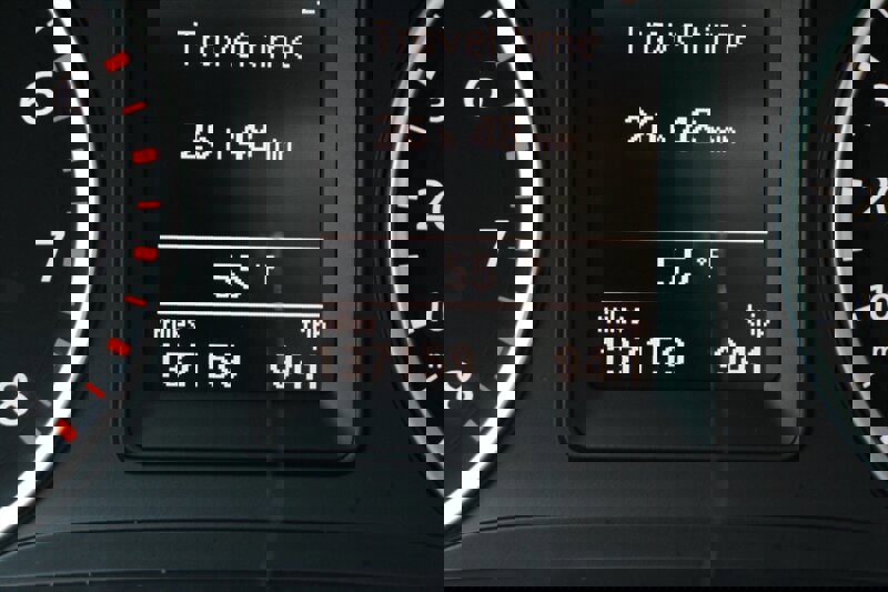 Used 2012 Volkswagen Tiguan S image 7