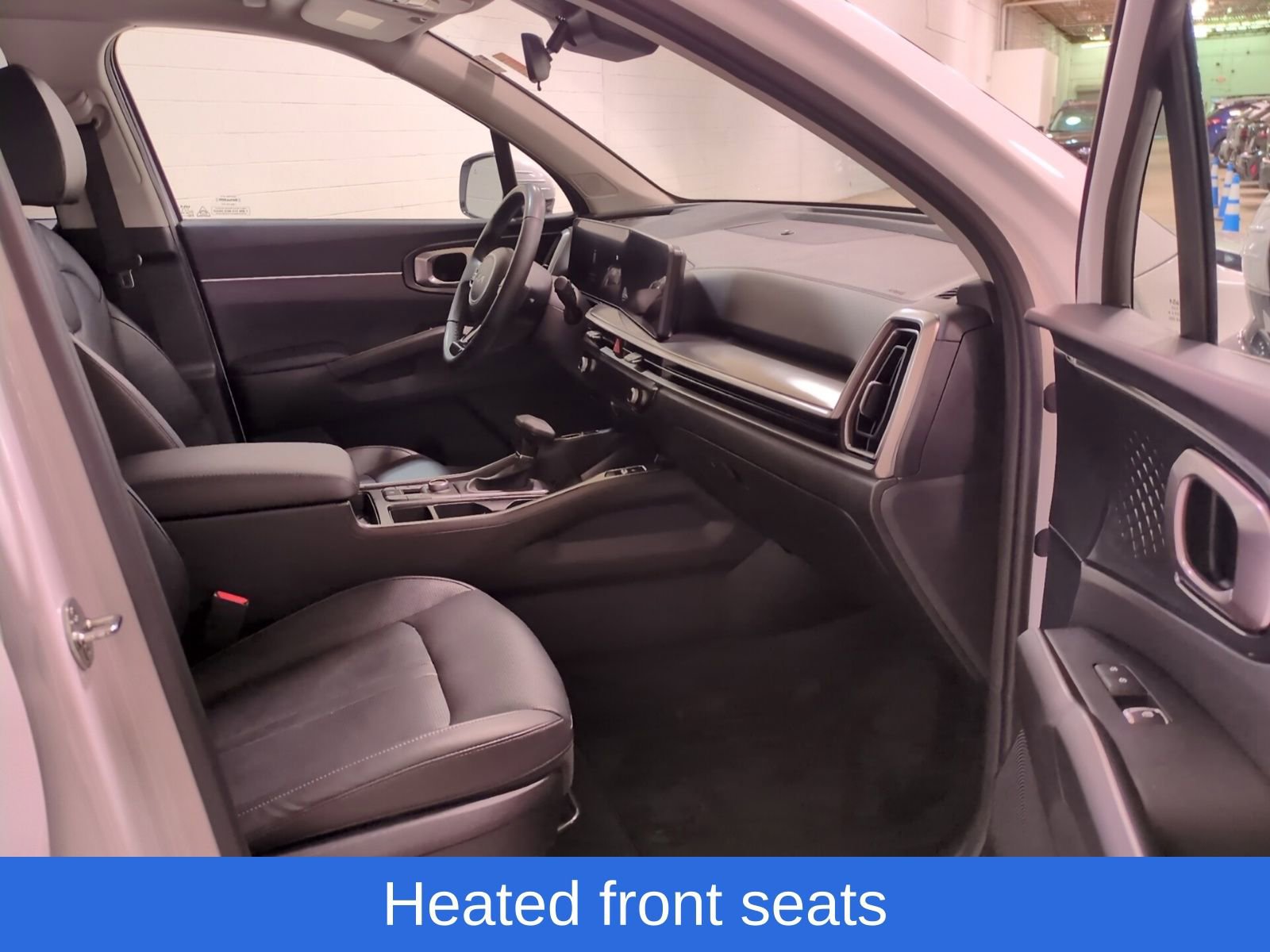 Certified 2025 Kia Sorento S AWD/4WD image 9