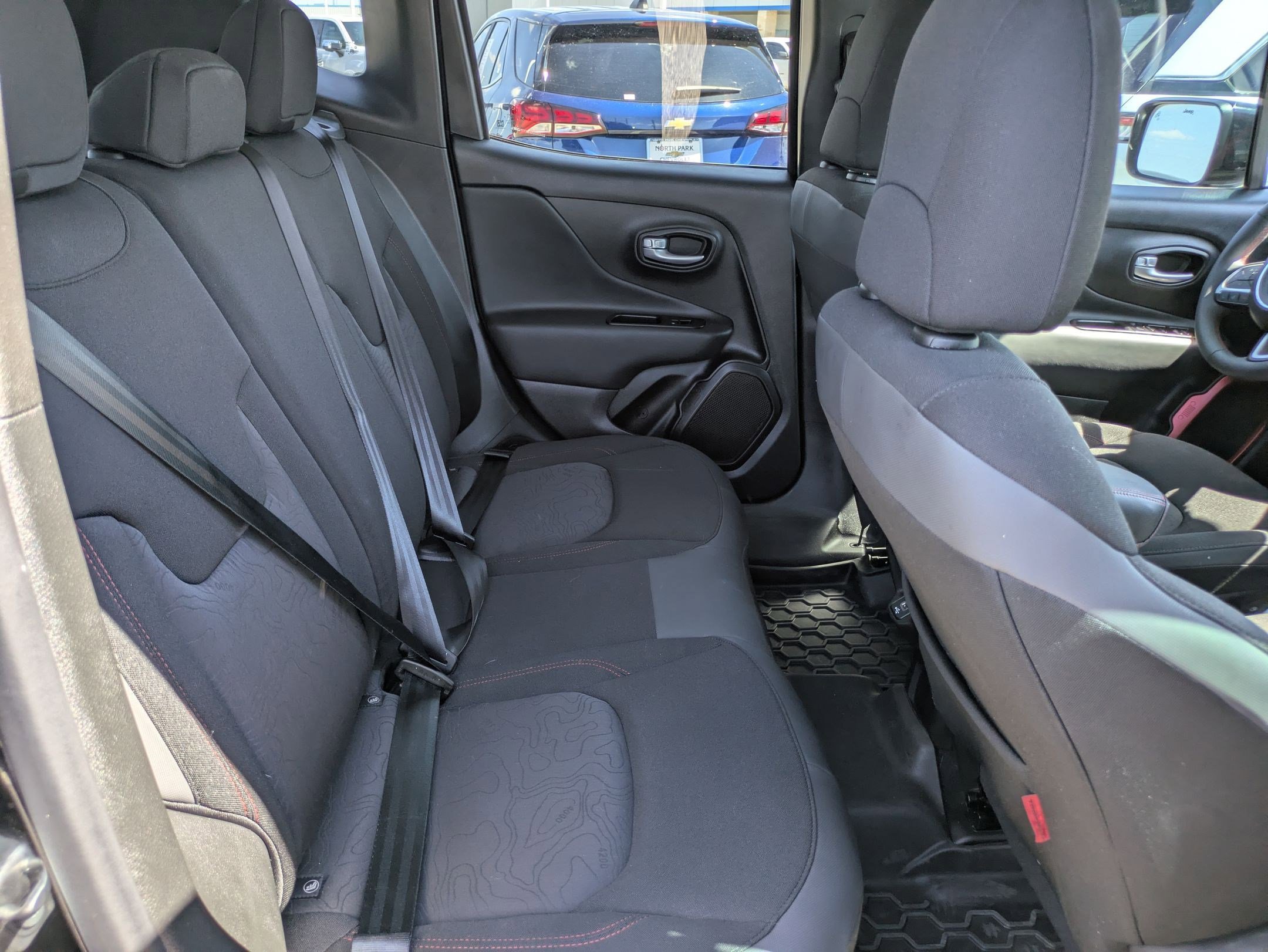 Used 2023 Jeep Renegade Trailhawk image 24