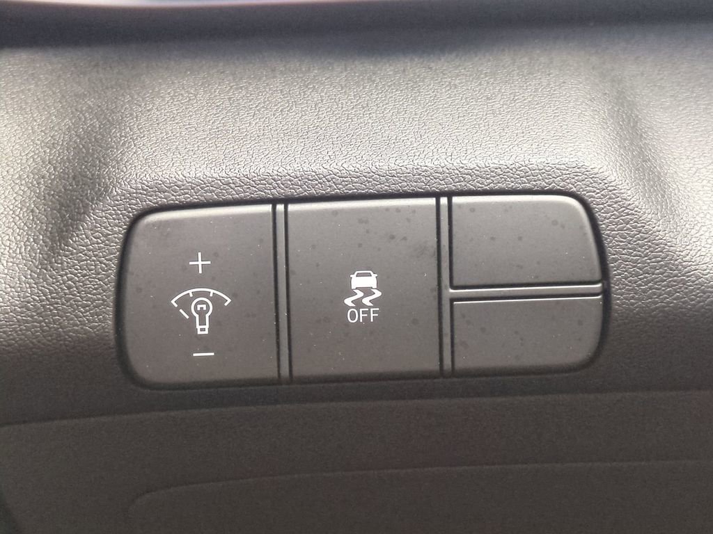 New 2026 Hyundai Elantra Sport image 24