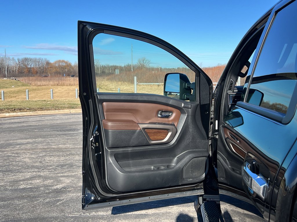 Used 2024 Nissan Titan Platinum Reserve w/ Moonroof Package image 12