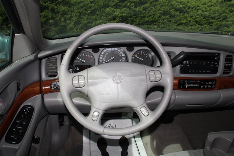 Used 2003 Buick Le Sabre Custom FWD image 16