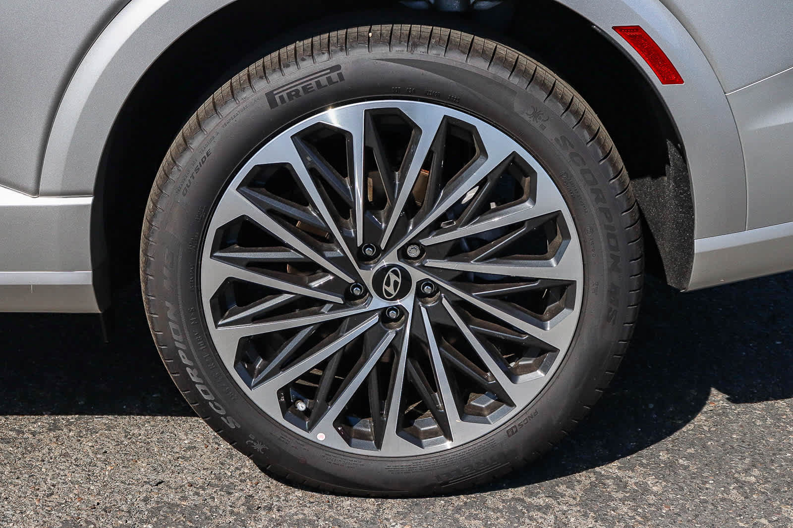 New 2026 Hyundai Palisade Calligraphy AWD/4WD image 13