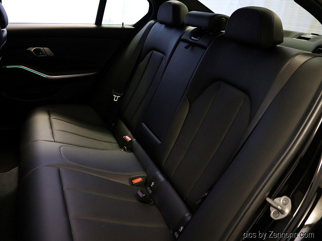 Certified 2023 BMW 330i xDrive Sedan w/ Driving Assistance Package image 12