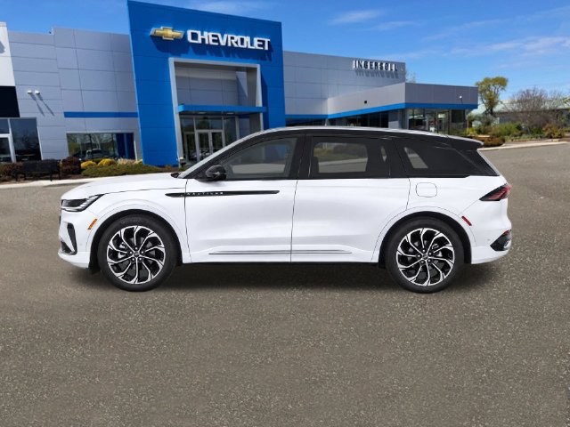 Used 2024 Lincoln Nautilus Reserve AWD/4WD image 8