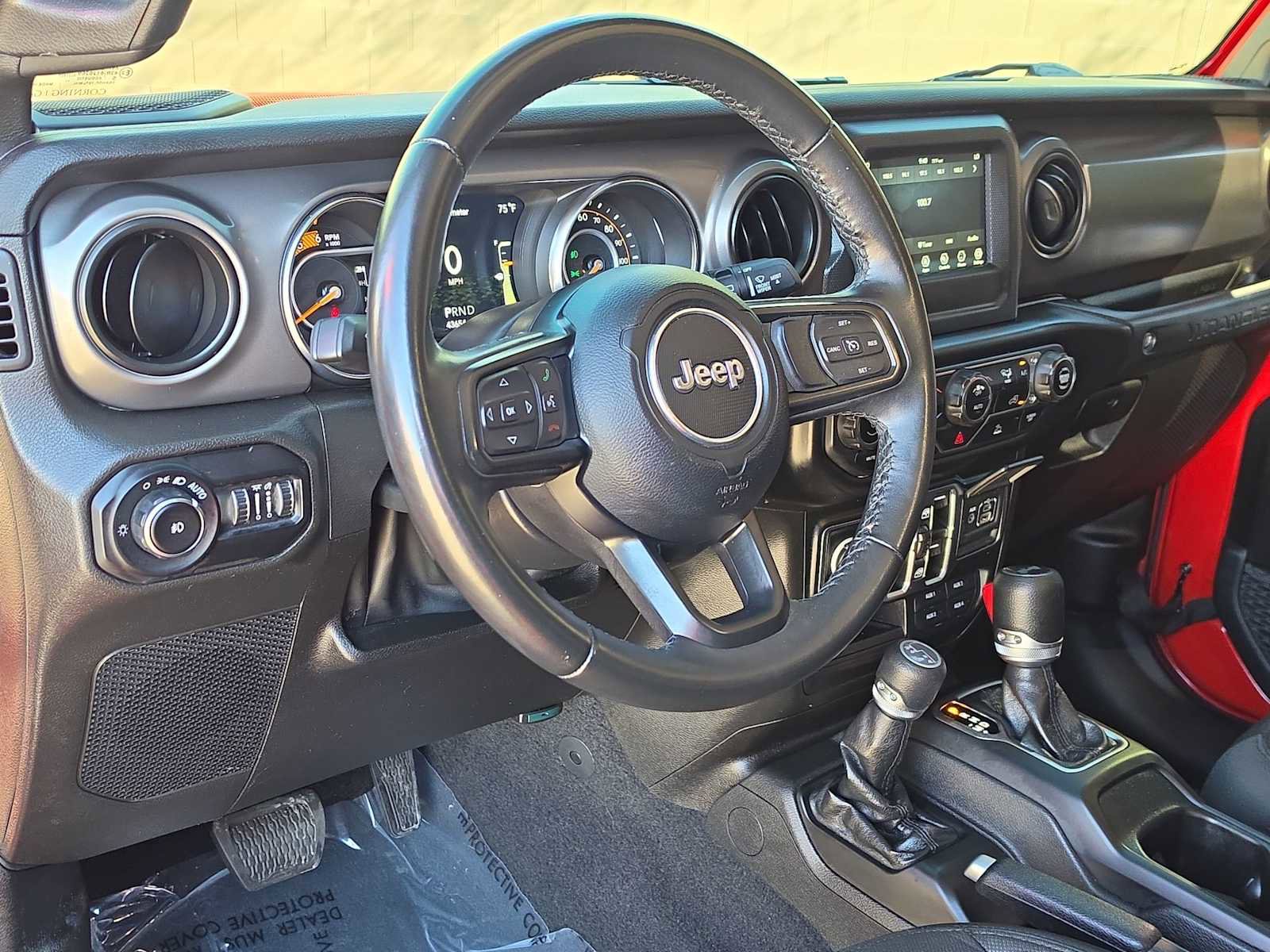 Used 2022 Jeep Wrangler Unlimited Willys image 2