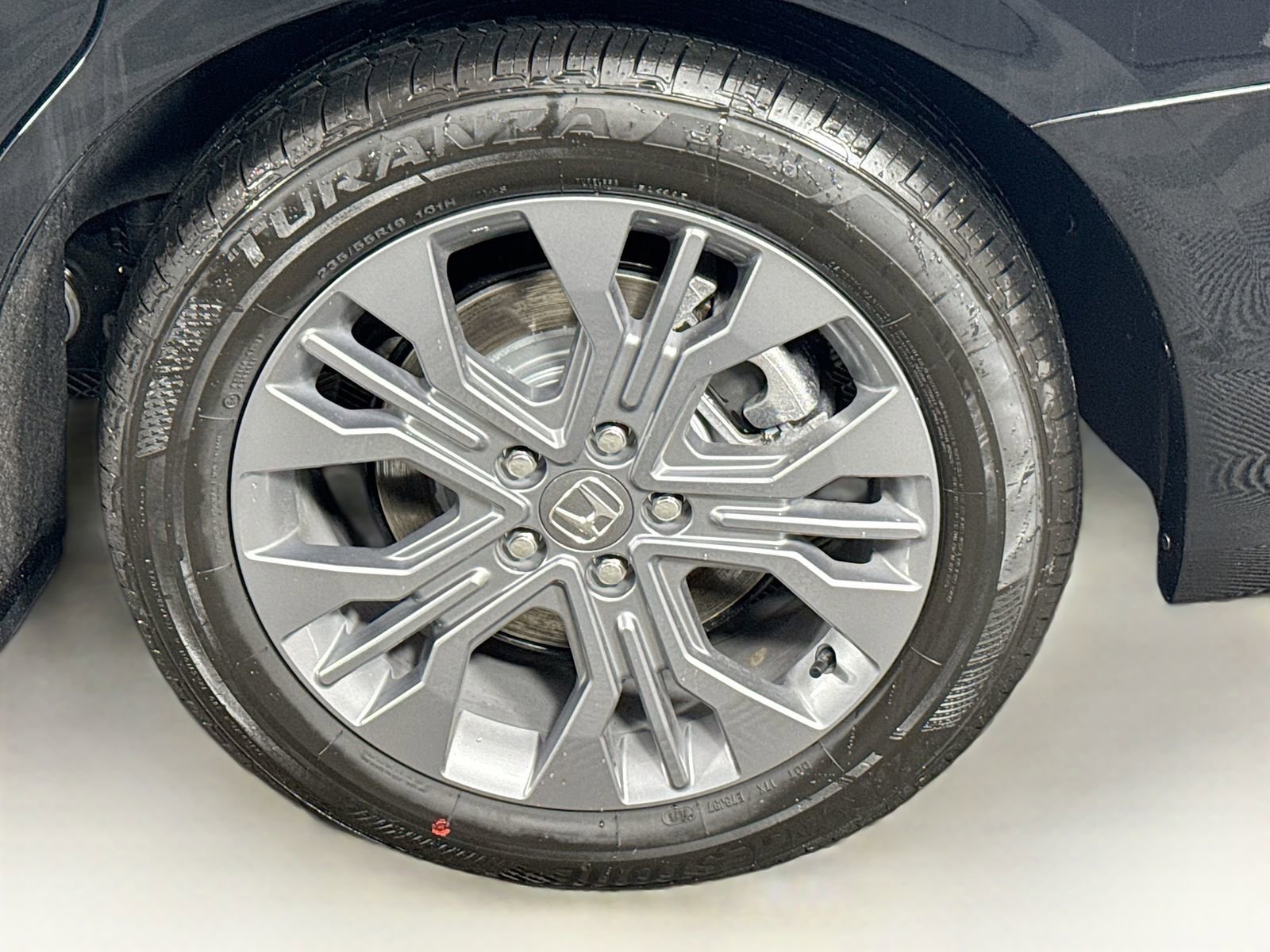 Certified 2026 Honda Odyssey Touring image 9