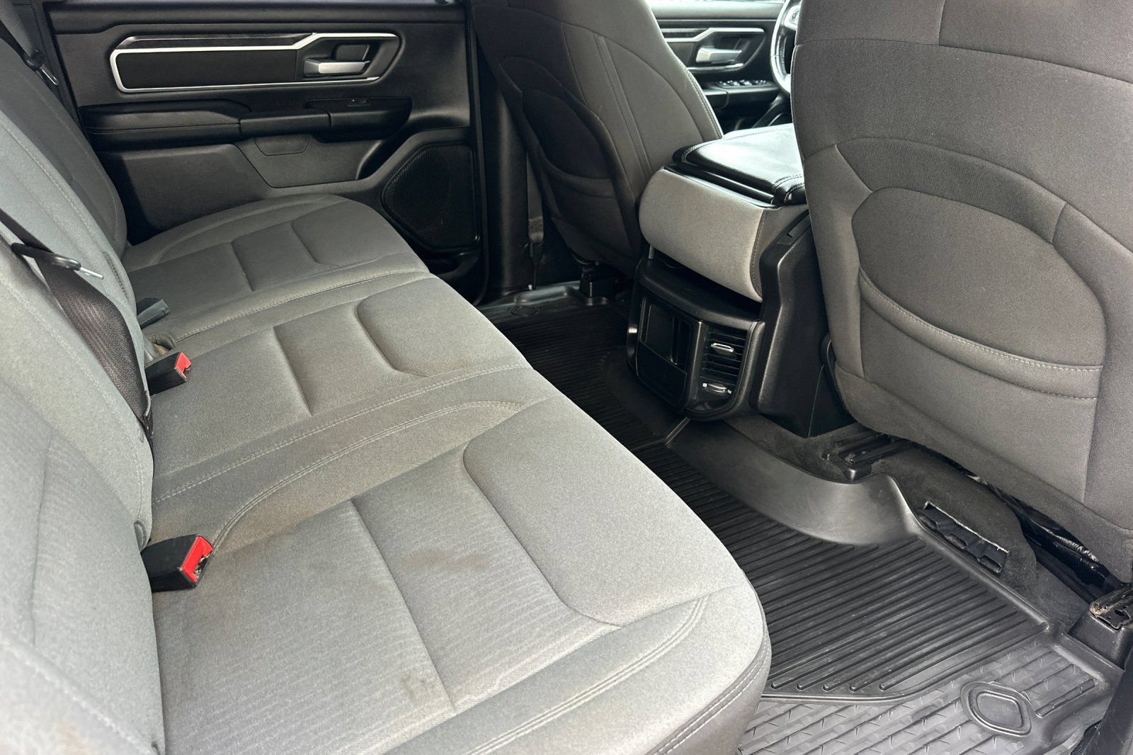 Used 2023 RAM 1500 Big Horn AWD/4WD image 18