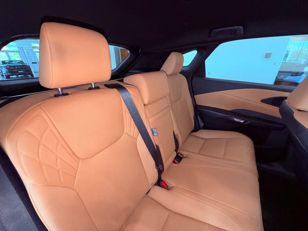 Used 2025 Lexus RX 350 FWD w/ Technology Package image 11