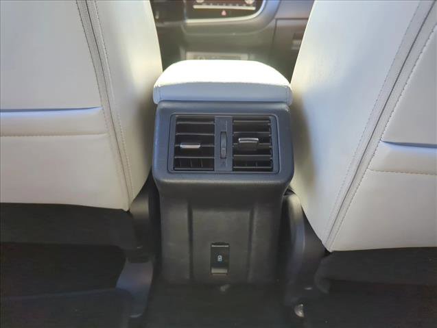 Used 2022 Mitsubishi Outlander SEL image 23