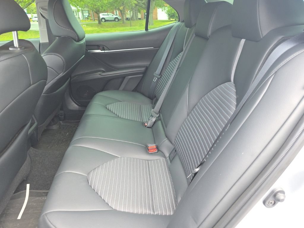Used 2024 Toyota Camry SE FWD image 23