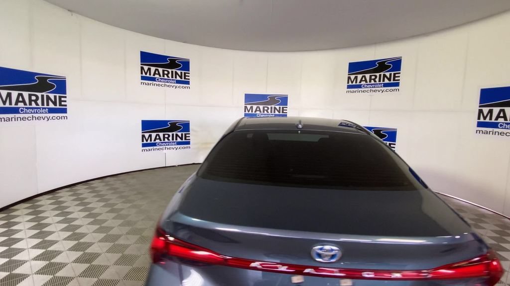 Used 2022 Toyota Avalon XLE FWD image 9