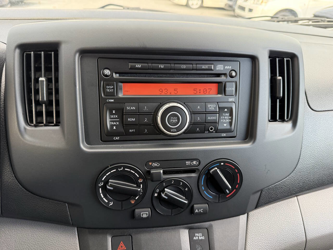 Used 2017 Nissan NV200 S w/ Cruise Control Package image 21