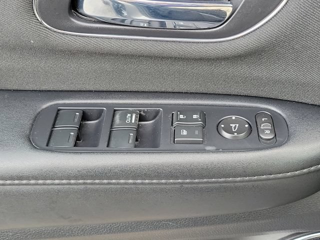 Used 2021 Honda HR-V EX image 25