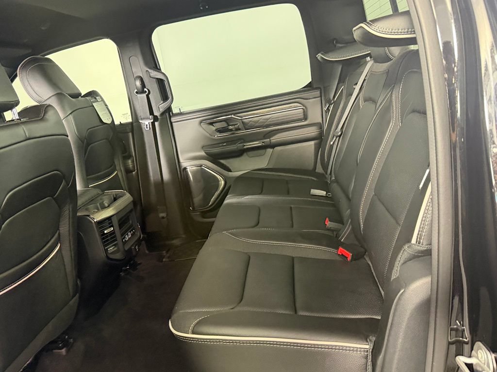 Used 2025 RAM 1500 Limited AWD/4WD image 26