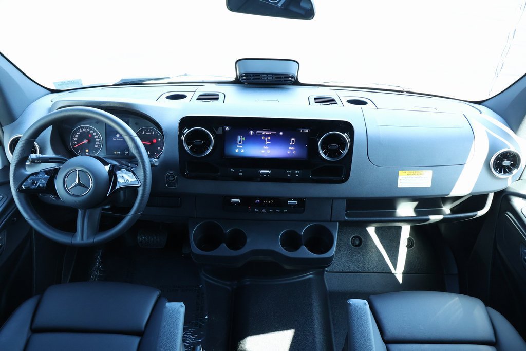 New 2026 Mercedes-Benz Sprinter 2500 image 4