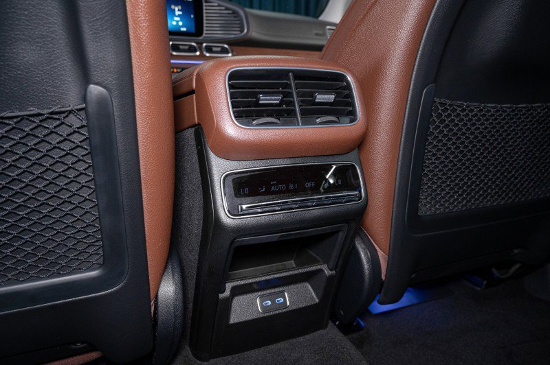 New 2026 Mercedes-Benz GLS 450 4MATIC image 25