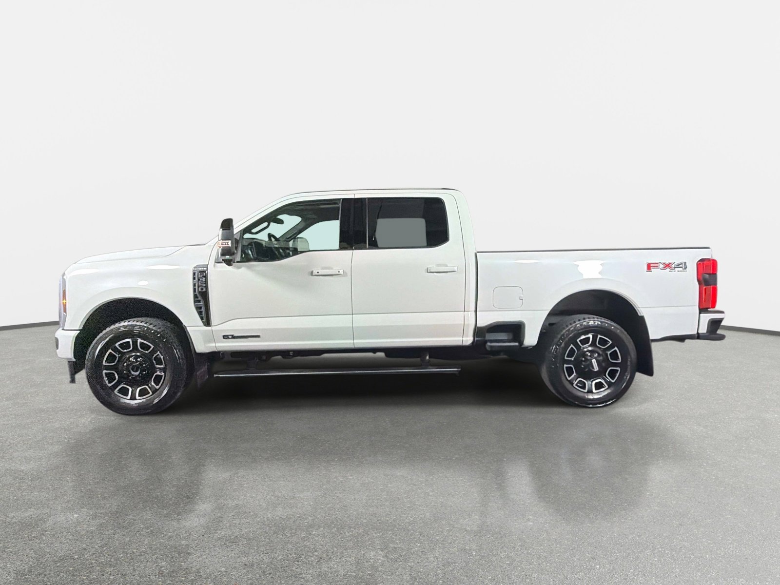 Used 2025 Ford F350 Platinum AWD/4WD image 6