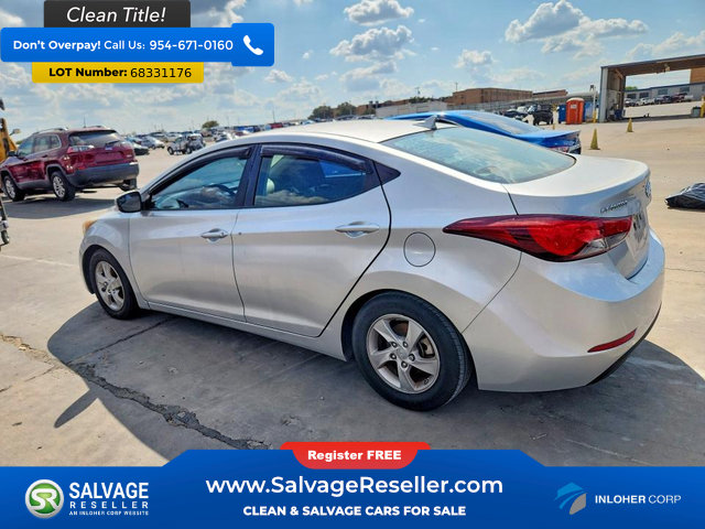 Used 2014 Hyundai Elantra SE FWD image 3