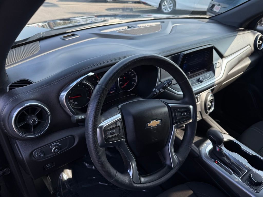 Used 2022 Chevrolet Blazer LT image 17